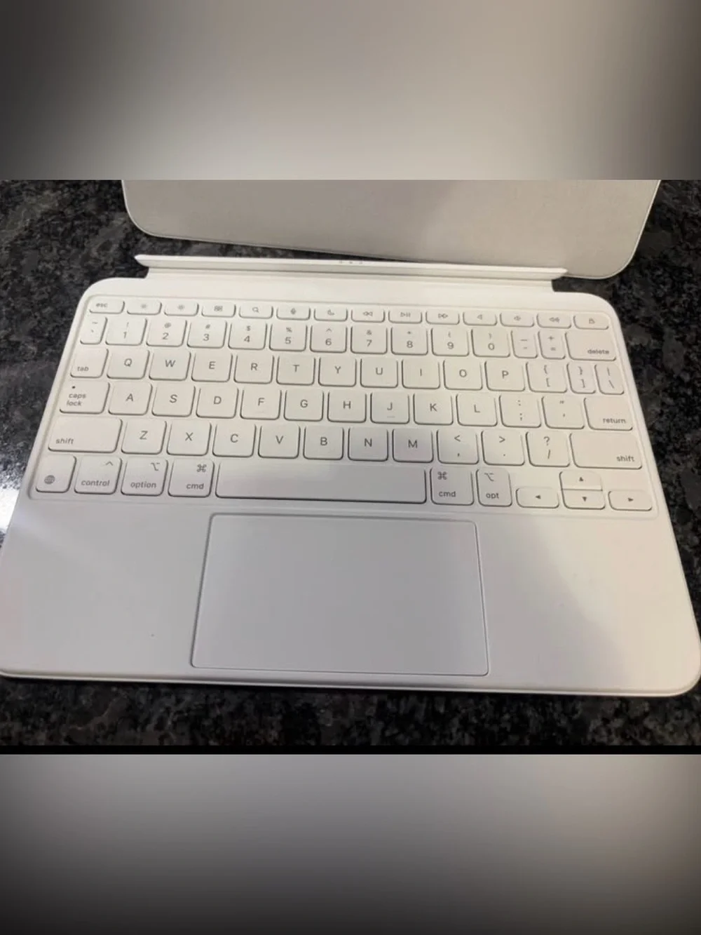 Apple Magic Keyboard Folio (for iPad A16 and 10th Gen)